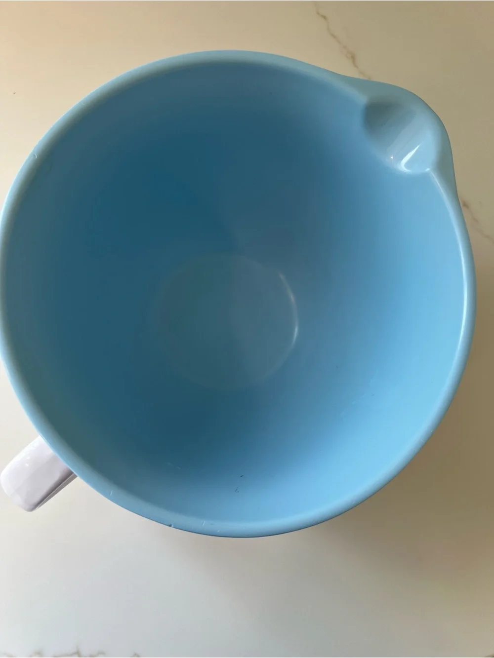 White and Blue Whale Mixing Bowl with Handle - Home Kitchen Bakeware